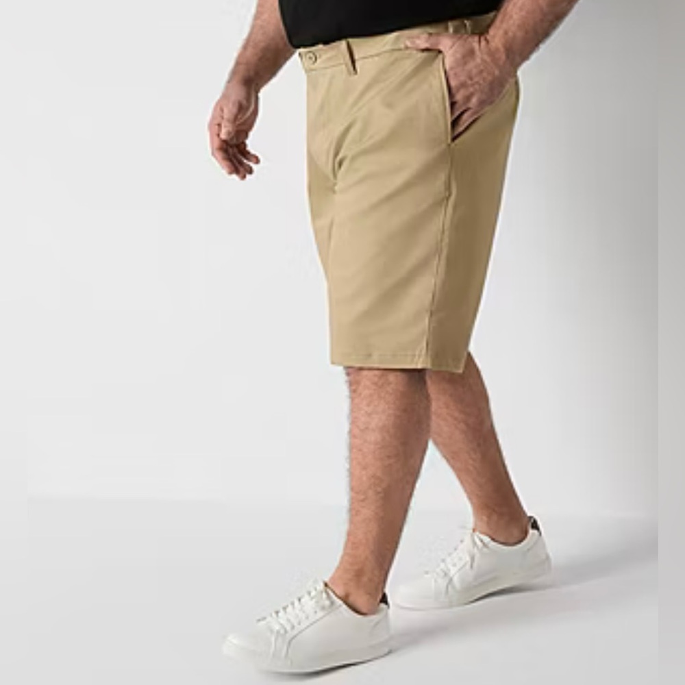 NWT St John’s Bay Men’s Big & Tall Stretch 10” Extender Chino Shorts